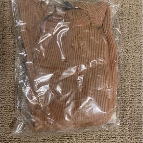 Tan Long Sleeve Top - Picture 4 of 7